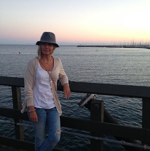 Meet your Posher, Valentina